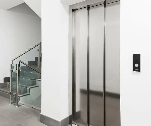 Casa Scalzi * روما